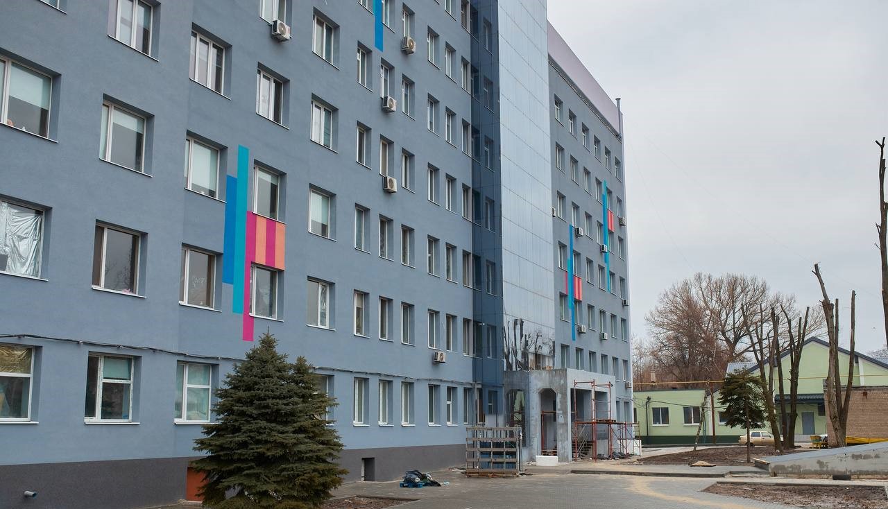 Лікарня швидкої меддопомоги в Кам'янському тримала обладнання від благодійників - ФОТО