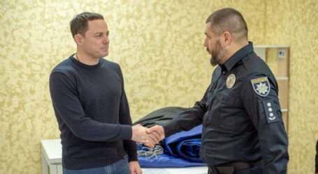 В Кам’янському поліційним передали намет для роботи під час надзвичайних ситуацій