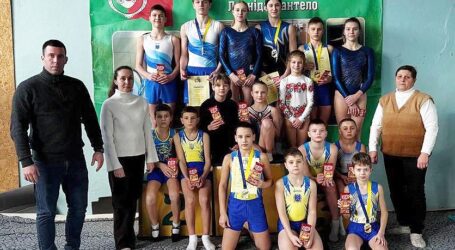 Кам’янчани стали призерами чемпіонату Дніпропетровщини зі стрибків на біговій доріжці