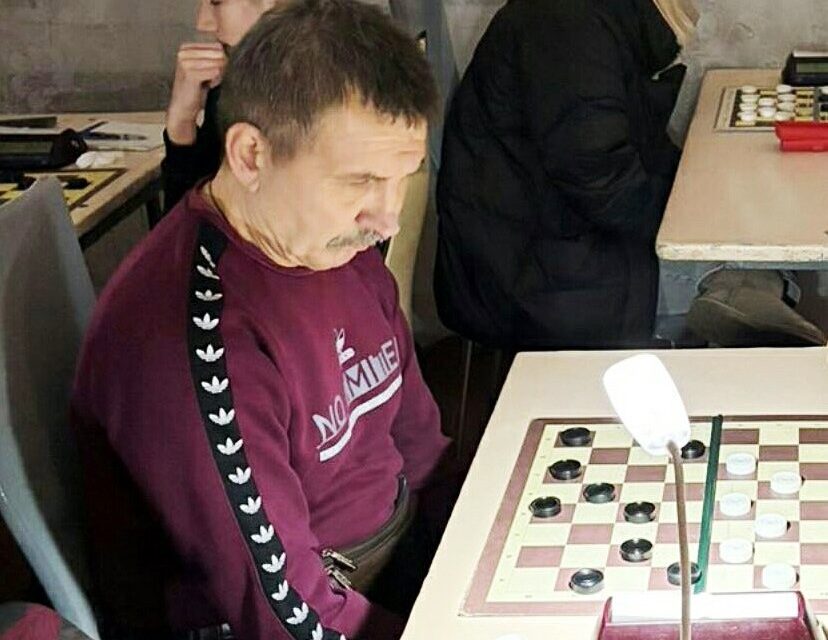Шашкове тривладдя у Кам’янському