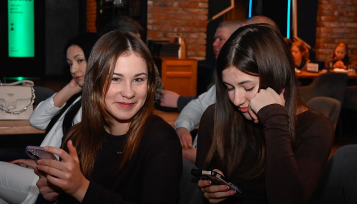 В Кам'янському відзначили кращих спортсменів та тренерів, а також місцеві спортивні заклади та федерації - ФОТО