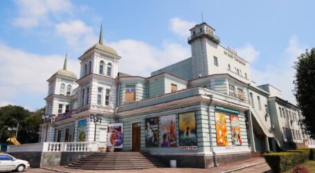 Пільгові квитки на вистави та концерти: в театрі Кам’янського знов діятиме проєкт для вразливих груп населення