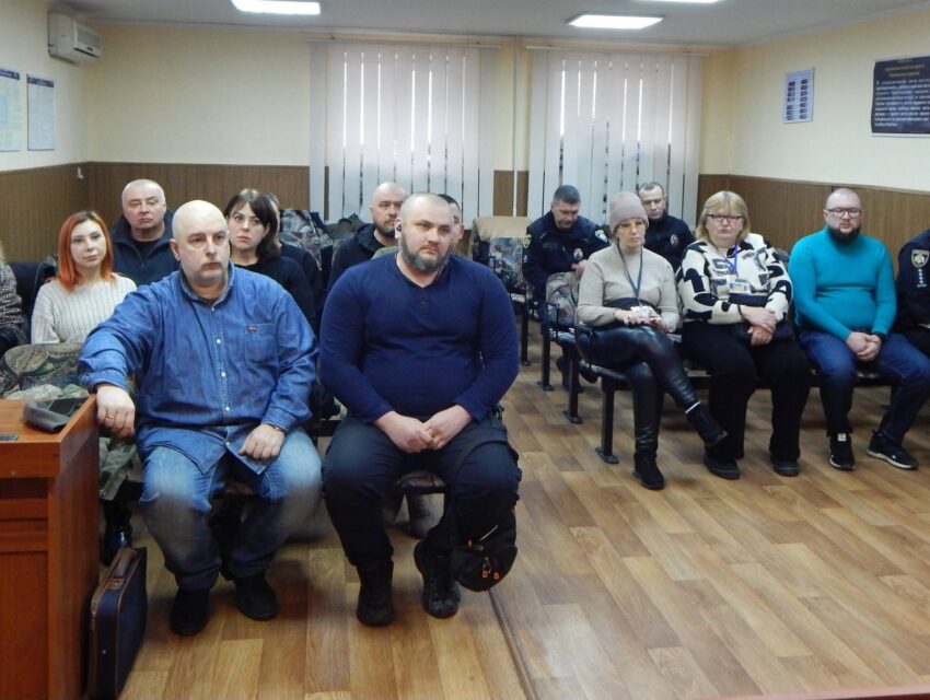 Комунікація та взаємодія: у Кам`янському поліційні зустрілися з представниками ветеранських організацій