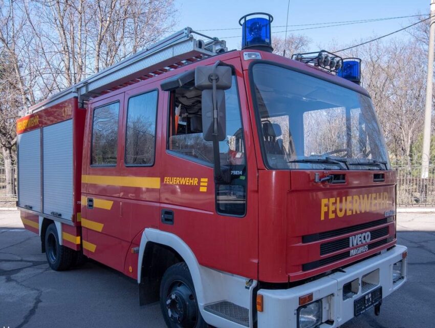 Німецькі партнери передали Кам’янському пожежну машину