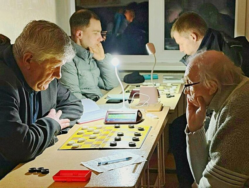 Шашкова інтрига на фініші чемпіонату Кам’янського