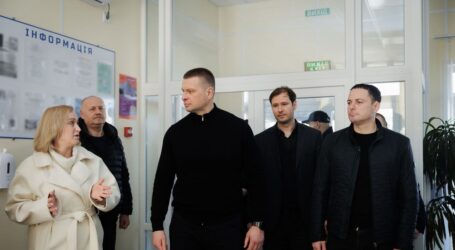 Реабілітаційний центр в Кам’янському відвідав очільник Дніпропетровщини Олександр Ганжа
