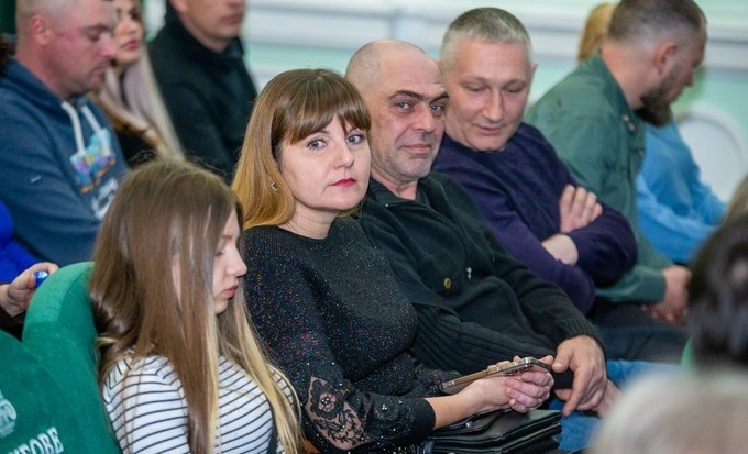 В Кам'янському з професійним святом привітали працівників житлово-комунального господарства та побутового обслуговування - ФОТО