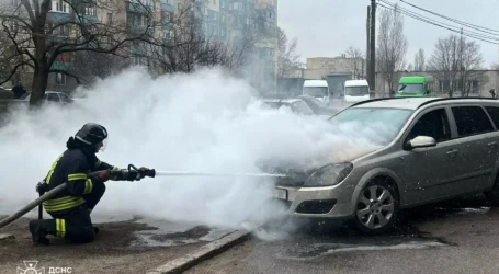 На Лівобережжі Кам’янського надзвичайники ліквідували займання легкового автомобіля