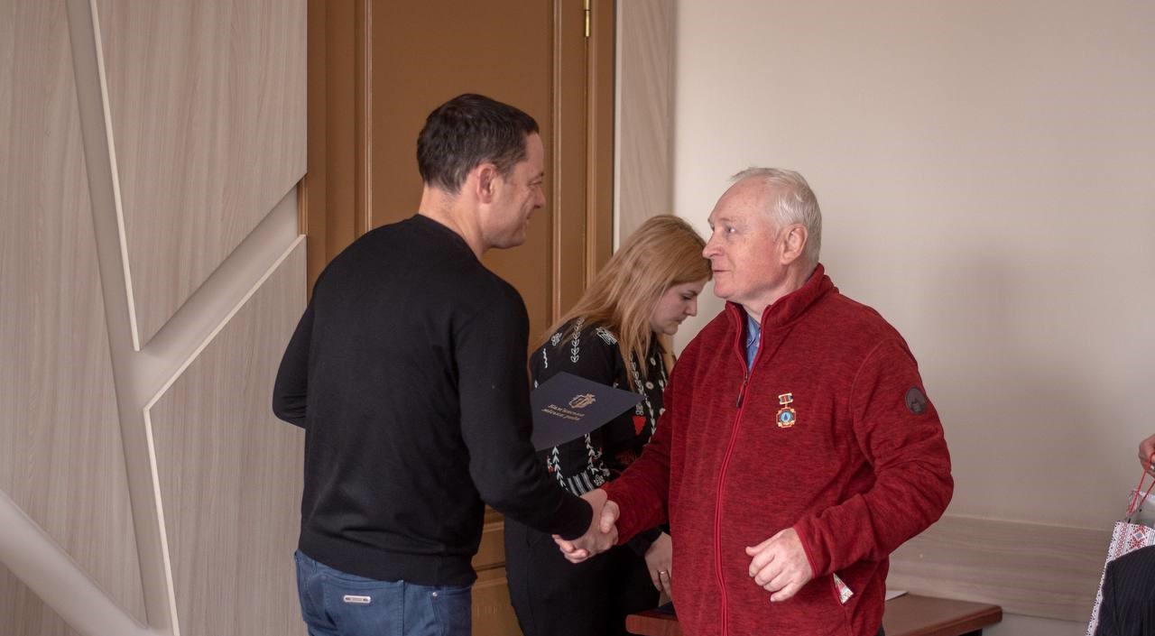 В Кам'янському вшанували пам'ять ліквідаторів аварії на Чорнобильській АЕС - ФОТО