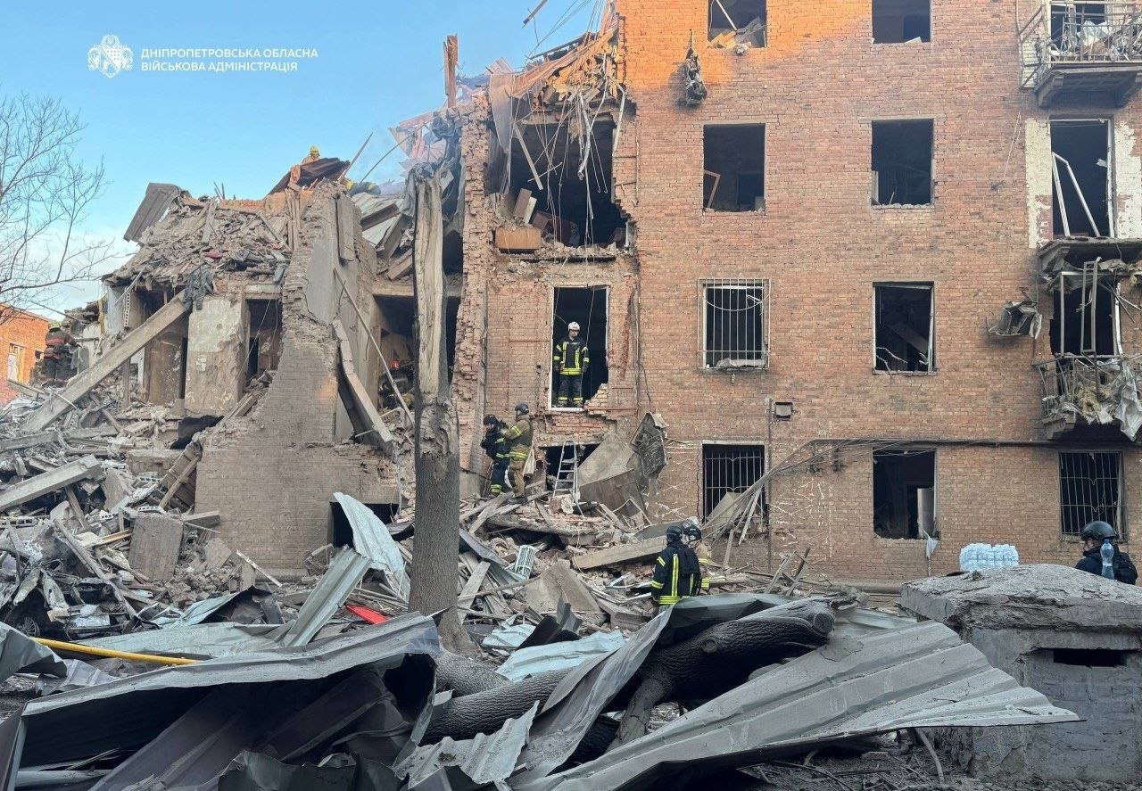 Ворог вночі та зранку атакує Дніпро та область, в Кам'янському минулось без надзвичайних подій - ФОТО