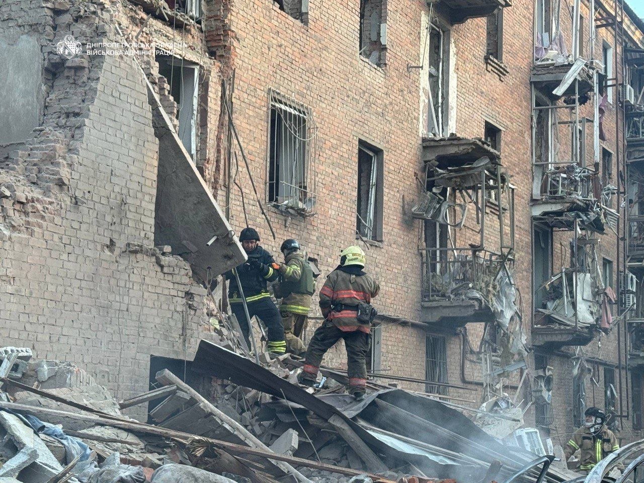 Ворог вночі та зранку атакує Дніпро та область, в Кам'янському минулось без надзвичайних подій - ФОТО