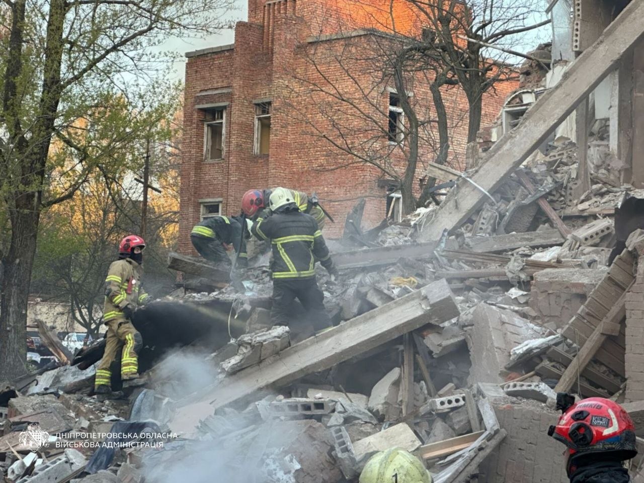 Ворог вночі та зранку атакує Дніпро та область, в Кам'янському минулось без надзвичайних подій - ФОТО