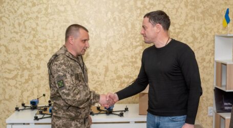 Кам’янське продовжує підтримувати військових