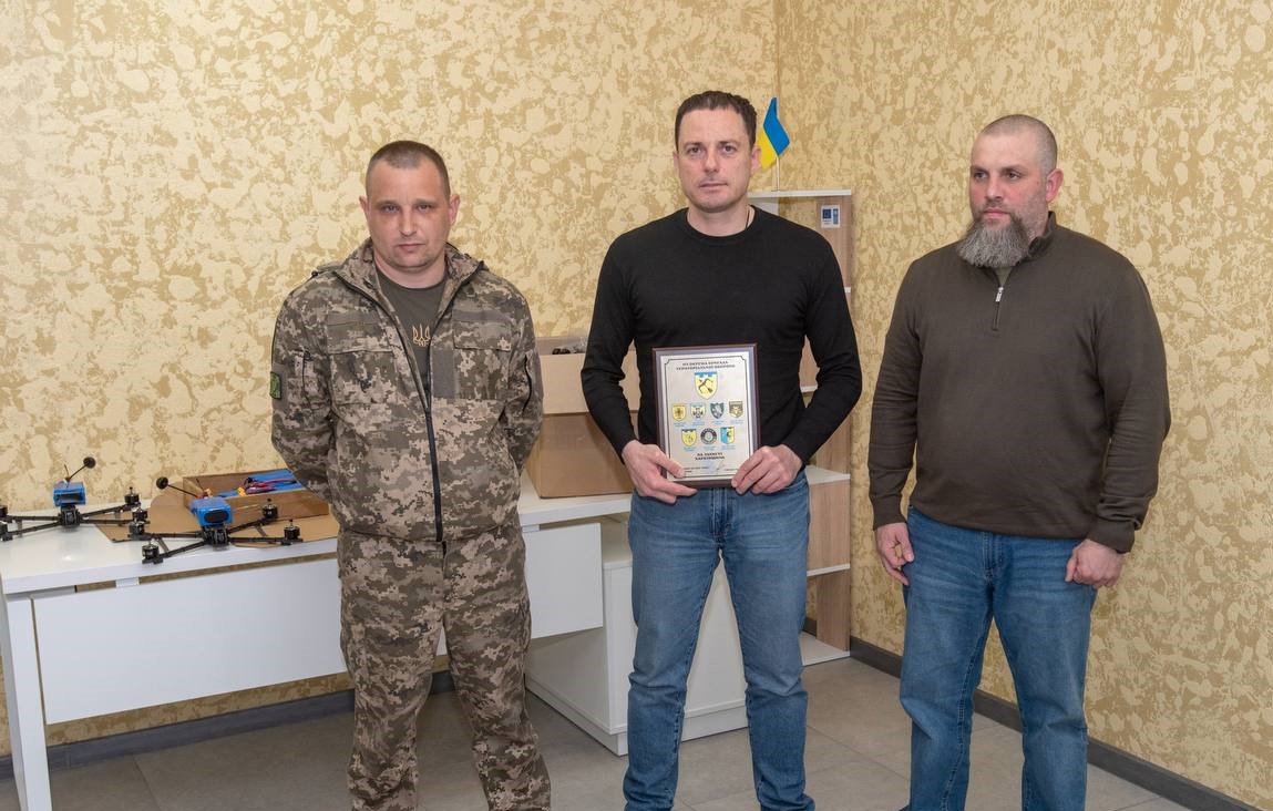 Кам'янське продовжує підтримувати військових - ФОТО