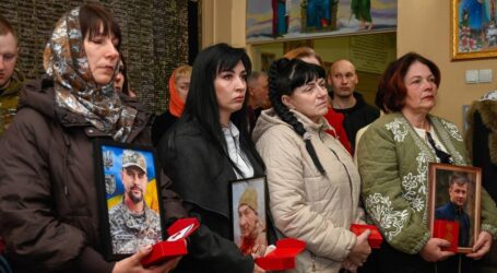 Дев’яти полеглим героям з Кам’янського присуджено відзнаки ПЦУ — медалі «Хрест Свободи».