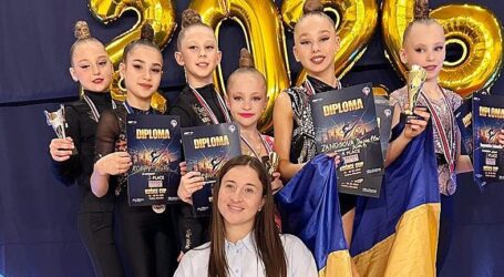 “Художниці” з Кам`янського стали призерками на Міжнародних змаганнях у Словаччині