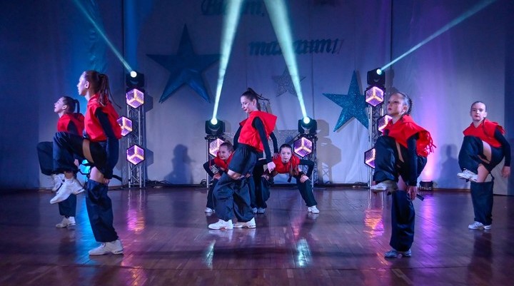 В Кам'янському нагородили переможців фестивалю-конкурсу дитячої творчості «Віват, талант! – 2026» - ФОТО