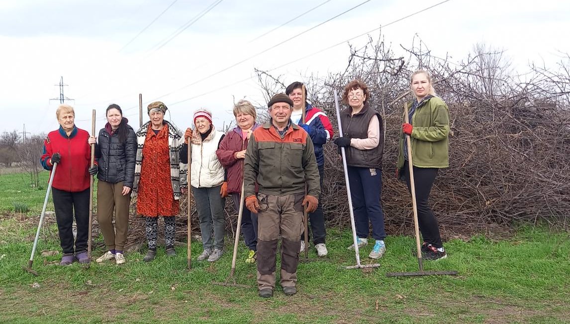 В Кам'янському органи самоорганізації населення продовжують активно долучатись до благоустрою - ФОТО