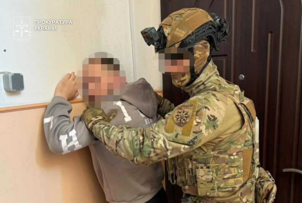 В Кам'янському припинили діяльність колцентрів, які ошукали громадян з різних регіонів України на майже 3 млн грн - ФОТО