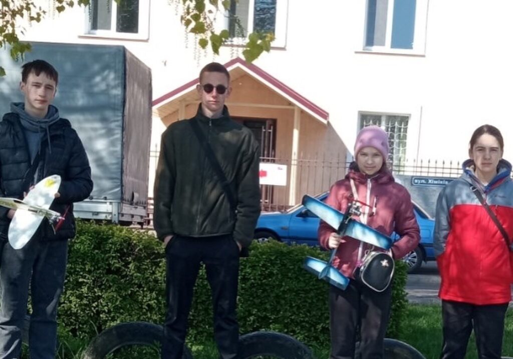 Авіамоделісти з Кам'янського стали найкращими на обласних змаганнях - ФОТО
