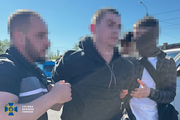 Терористів, які підірвали авто військового у Дніпрі на замовлення ворога, затримали - ФОТО