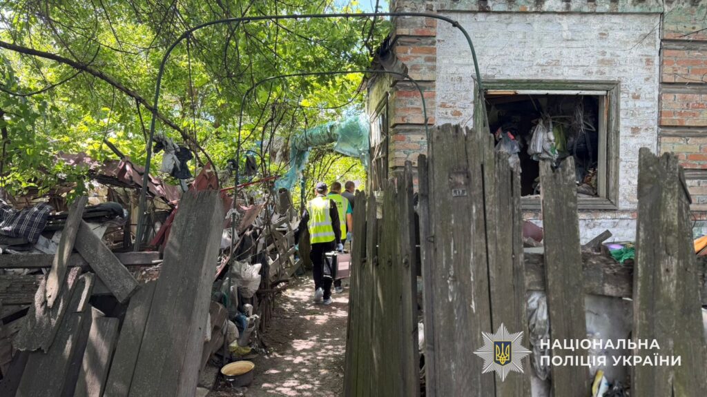 У Дніпрі знайшли тіло неповнолітнього, що був у розшуку: за підозрою у вбивстві та зґвалтуванні 11-річного хлопця затримали чоловіка - ФОТО