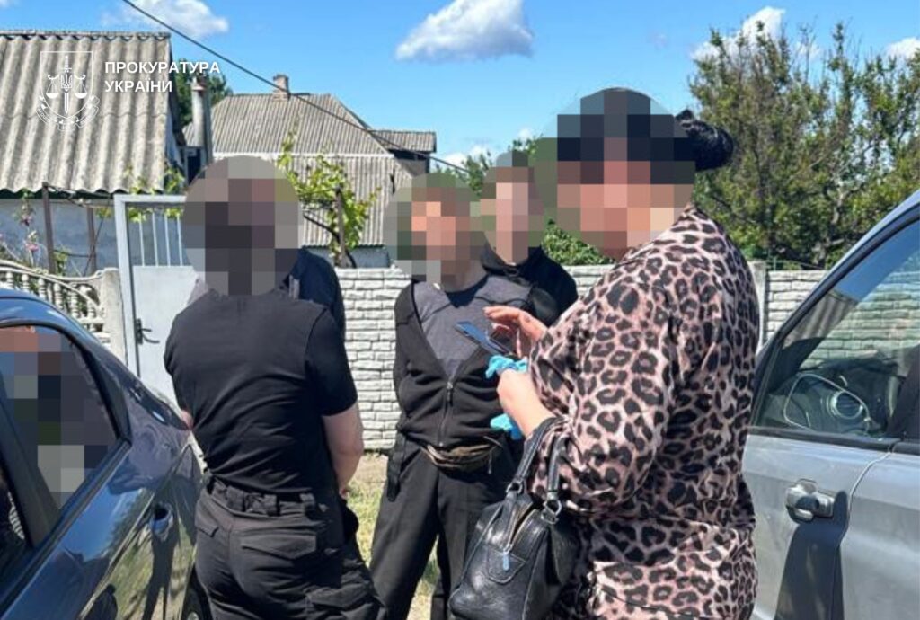 У Дніпрі знайшли тіло неповнолітнього, що був у розшуку: за підозрою у вбивстві та зґвалтуванні 11-річного хлопця затримали чоловіка - ФОТО