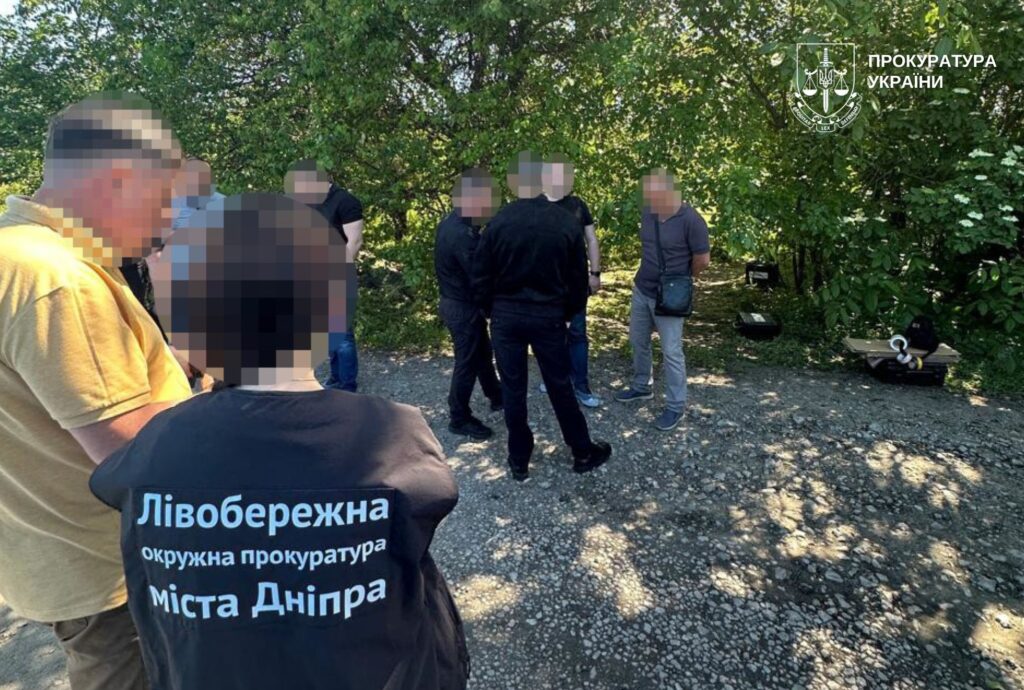 У Дніпрі знайшли тіло неповнолітнього, що був у розшуку: за підозрою у вбивстві та зґвалтуванні 11-річного хлопця затримали чоловіка - ФОТО