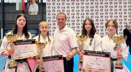 Каратистки з Кам’янського вибороли чотири медалі на чемпіонаті Європи у Болгарії
