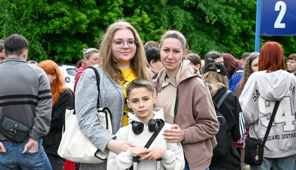 В Кам'янському стартувала літня оздоровча кампанія для дітей - ФОТО