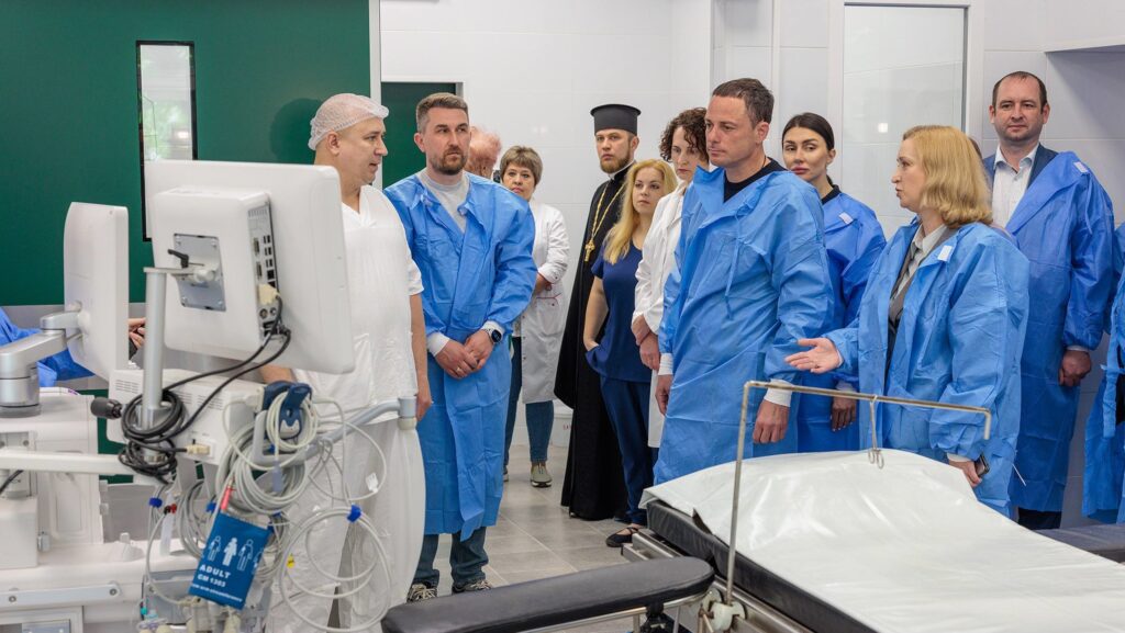 В Кам'янському після капремонту відкрили один з корпусів лікарні швидкої допомоги - ФОТО