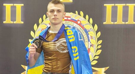Кам`янчанин Денис Рибальченко став дворазовим чемпіоном Європи з козацького двобою