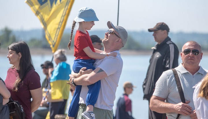 В Кам’янському відбувся спортивно-патріотичний легкоатлетичний пробіг «Разом до Перемоги!»