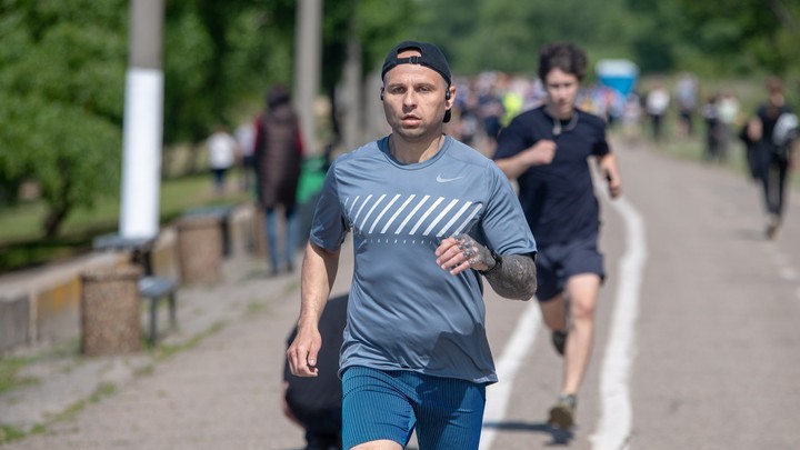 В Кам’янському відбувся спортивно-патріотичний легкоатлетичний пробіг «Разом до Перемоги!» - ФОТО