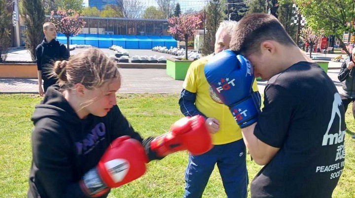Близько тисячі мешканців міста взяли участь у програмі «Кам’янчанам – кам’яні м’язи!» - ФОТО
