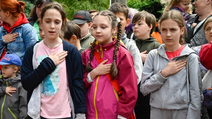 В Розарії Кам'янського провели святковий захід для місцевої малечі - ФОТО