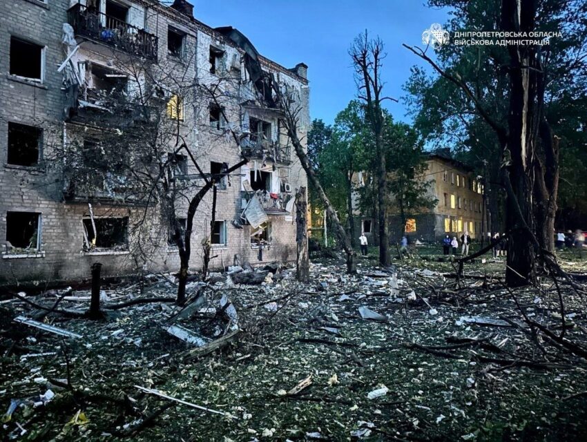 Вночі ворог гатив по шести районах Дніпропетровщини, в Кам’янському одна людина дістала поранень