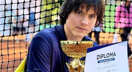 Тенісист з Кам’янського Ярослав Вовк здобув “срібло” та “бронзу” на турнірі у Кишиневі