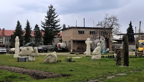 В Кам’янському районі можуть відкрити парк скульптур та кам’яних баб, що вивезли з Донеччини