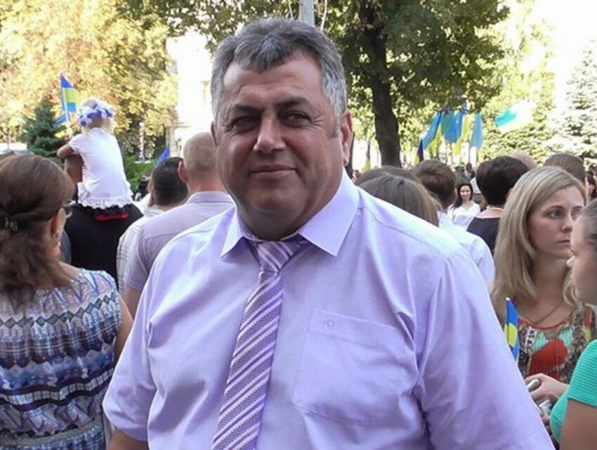 В П’ятихатках фермер з ножем напав на міського голову, останнього госпіталізували у критичному стані