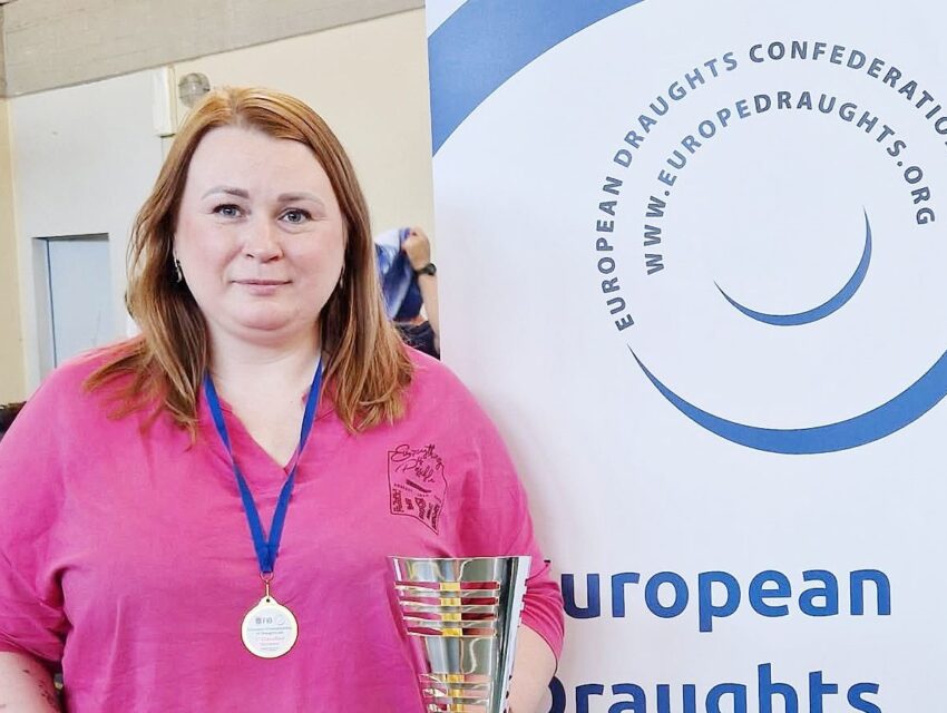 Олена Коротка з Кам’янського завоювала титул чемпіонки Європи з шашок-64