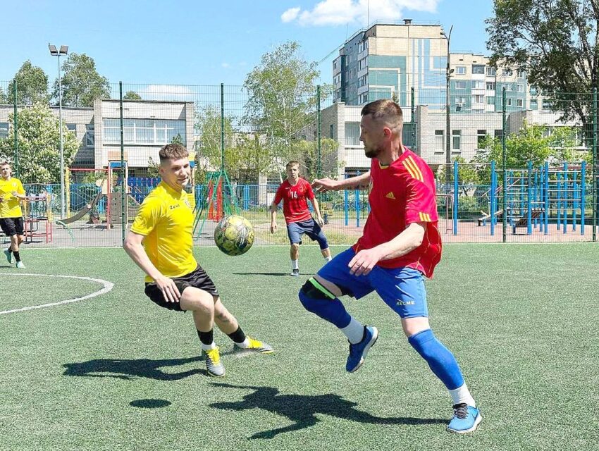 Стали відомі результати другого туру чемпіонату Кам`янського з мініфутболу