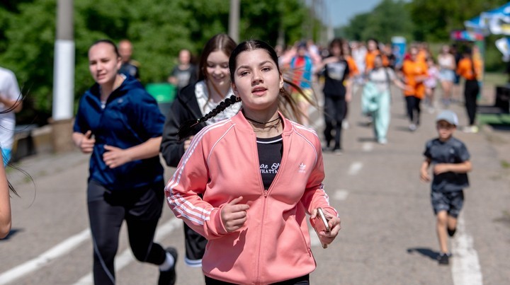 В Кам’янському відбувся спортивно-патріотичний легкоатлетичний пробіг «Разом до Перемоги!» - ФОТО