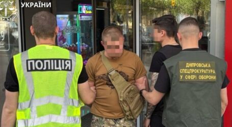 За 200 тис. грн обіцяли не притягувати за «дисциплінарку»: на Дніпропетровщині командира роти та старшину підозрюють у вимаганні грошей з підлеглих 