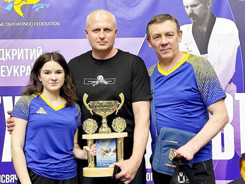 Тхеквондисти з Кам’янського завоювали купу нагород на турнірах у Дніпрі
