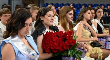 В Кам’янському сьогодні вітали випускників місцевих спортивних шкіл