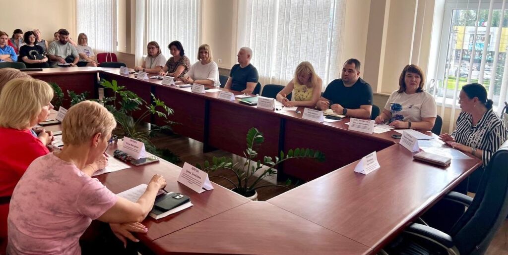 В Кам'янському представники влади та бізнесу обговорили напрямки розвитку підприємництва та перспективи взаємодії - ФОТО