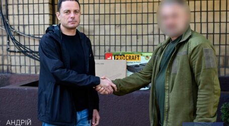 Кам’янське передало військовим на Харківський напрямок генератор і Starlink