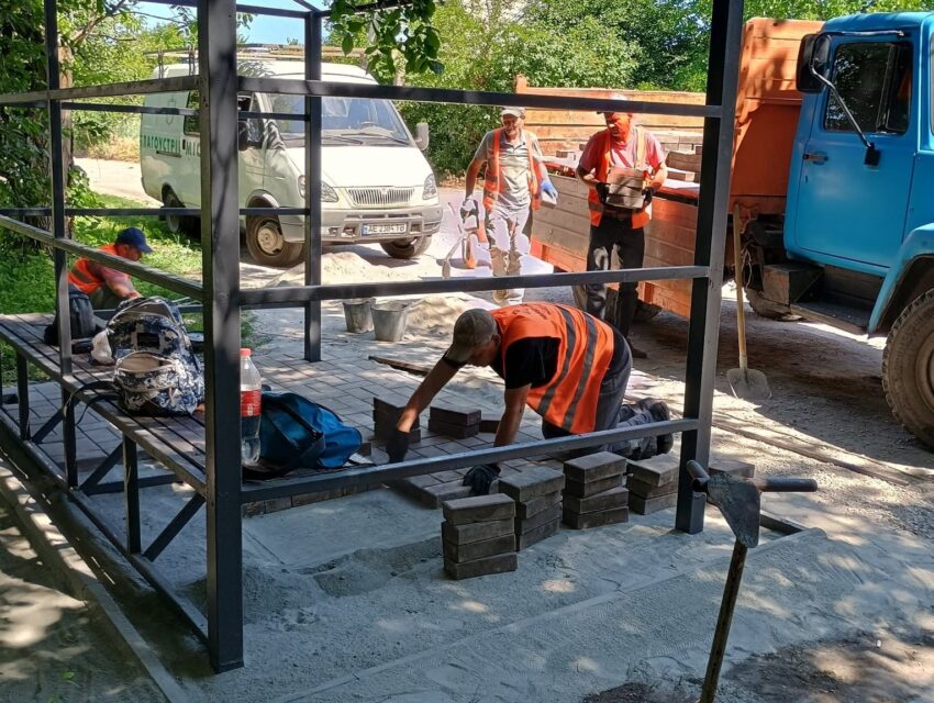 У Кам’янському тривають роботи з благоустрою міських територій