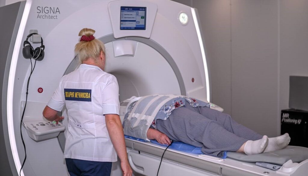 Рідні загиблих героїв та ветеранів з Кам'янського вкотре пройшли комплексне медобстеження в обласній лікарні ім. І.І. Мечникова - ФОТО